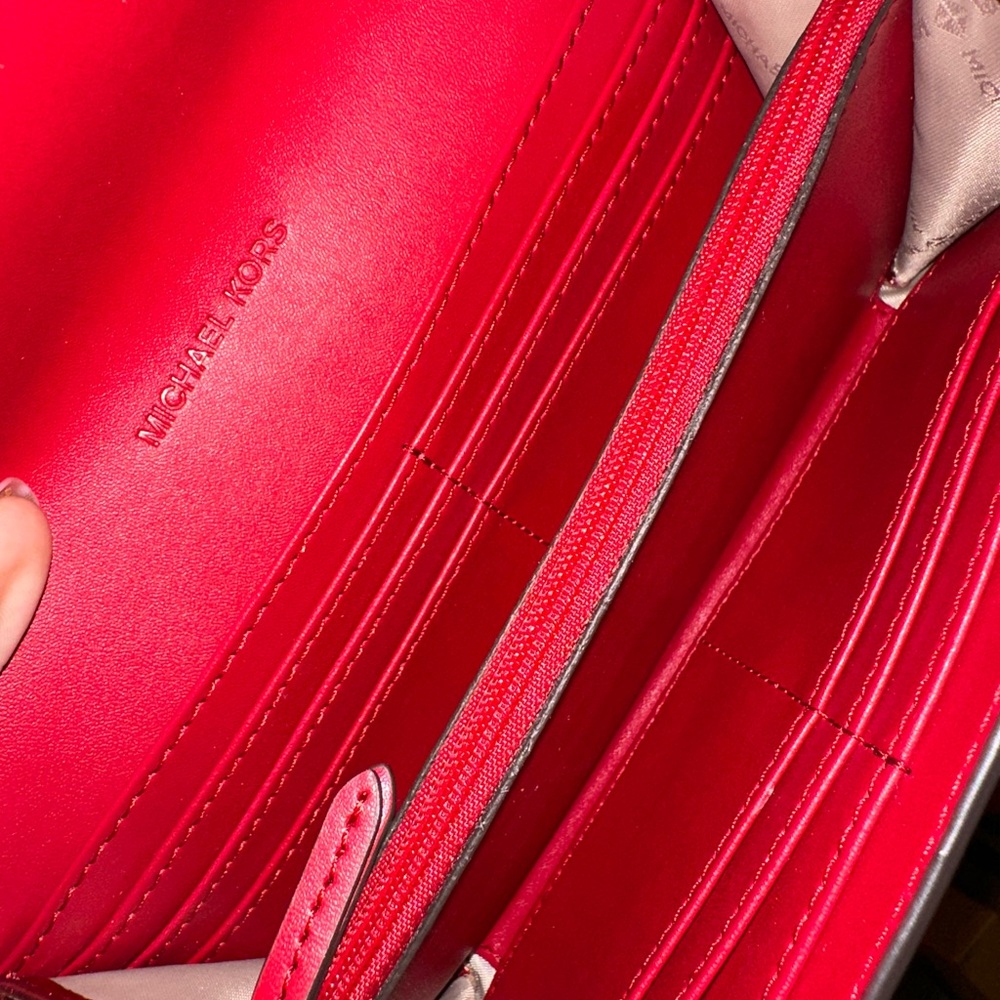 Michael Kors Continental Wallet Metallic Patent Leather / added unbranded chain - Picture 8 of 15